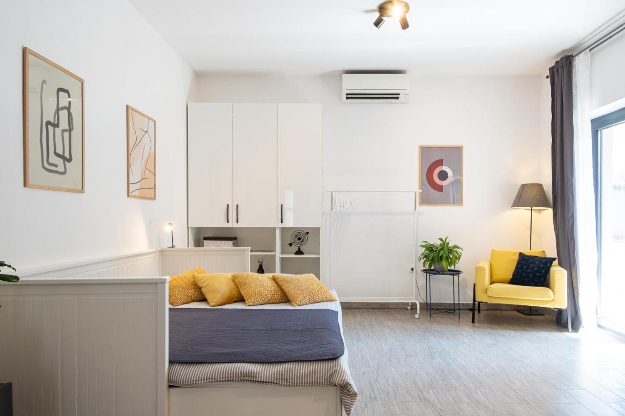 Studio Apartment Les - 4 Min Walk From Amphiteatre Pula Extérieur photo