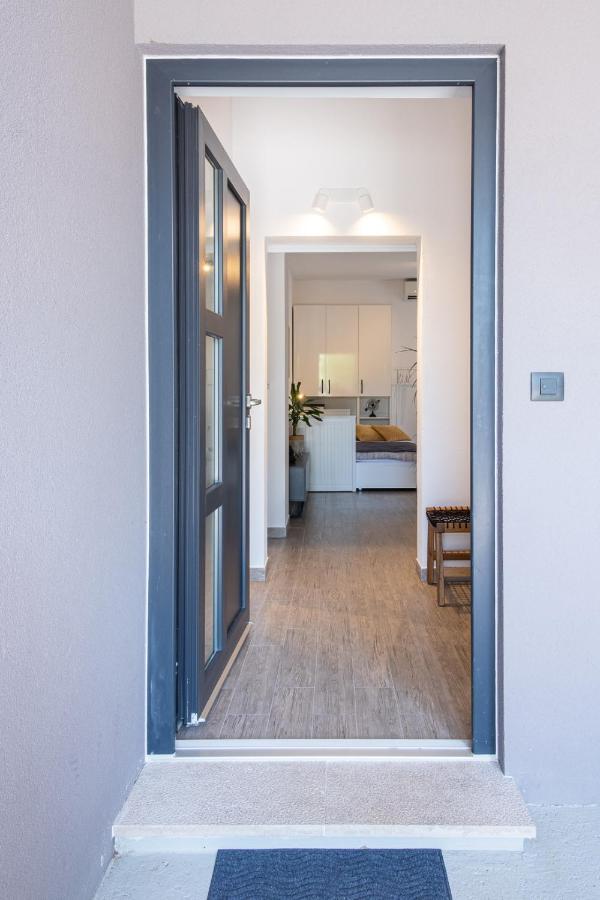 Studio Apartment Les - 4 Min Walk From Amphiteatre Pula Extérieur photo